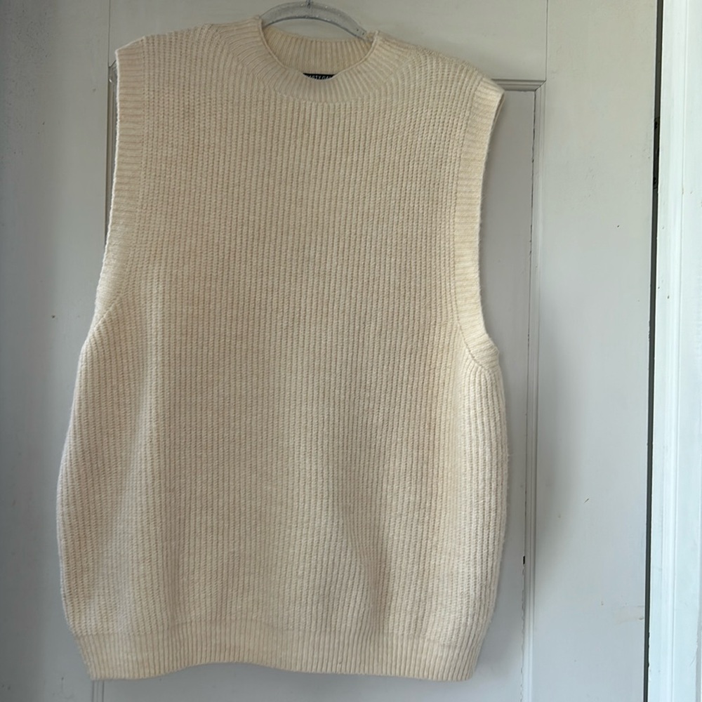 Cream knit over sized vest